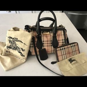 Burberry Purse and wallet
